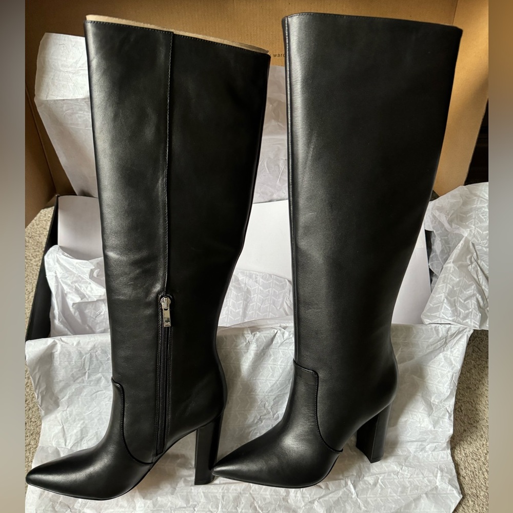 BLACK BOOTS *NEVER WORN* - Picture 8 of 10
